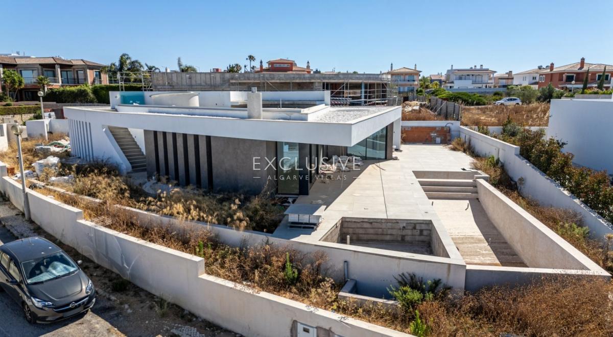 Picture of Villa For Sale in Lagos, Algarve, Portugal