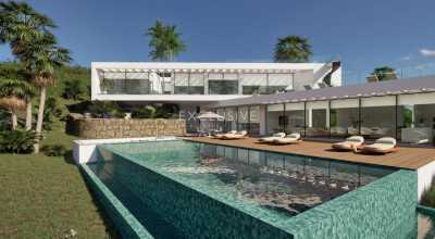 Villa For Sale in Lagoa, Portugal