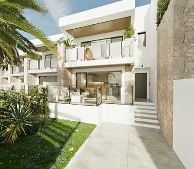 Villa For Sale in Alenda Golf, Spain