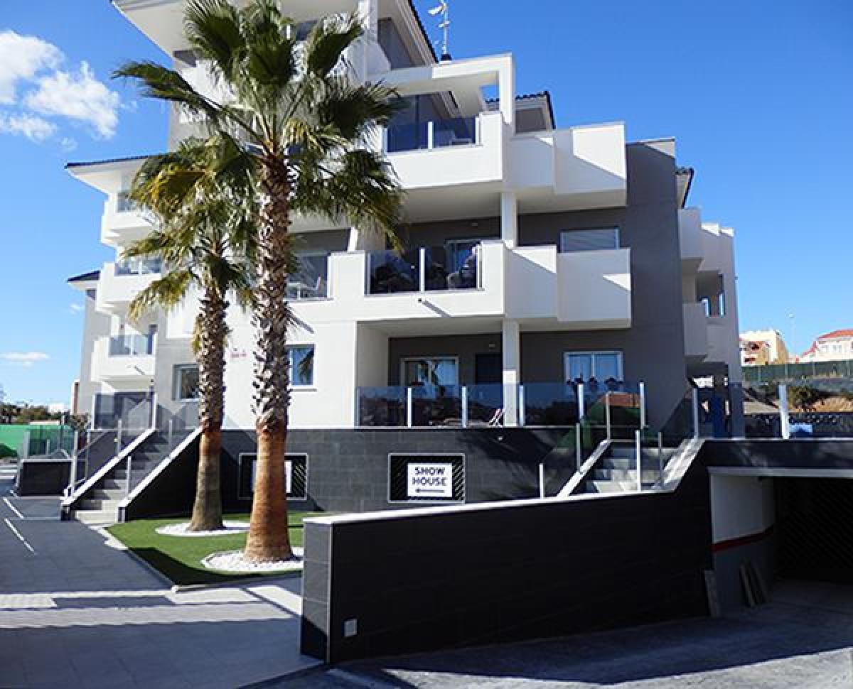 Picture of Apartment For Sale in Las Filipinas, Alicante, Spain