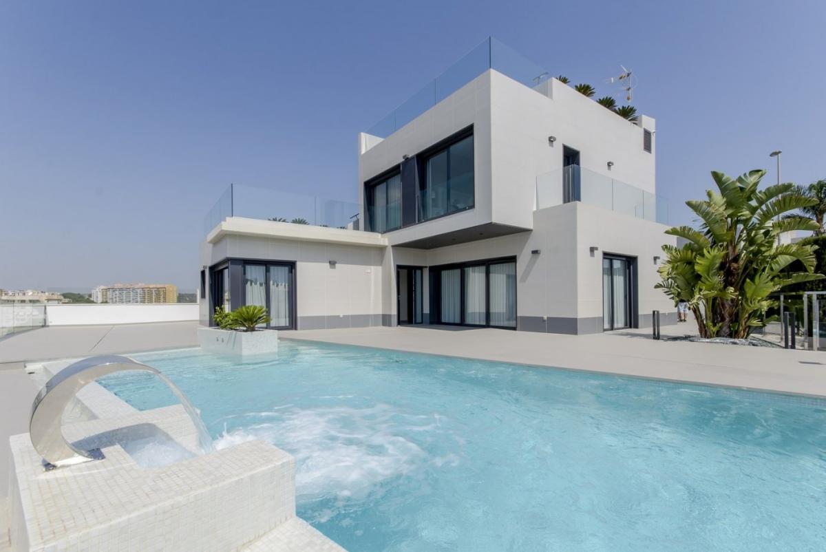 Picture of Villa For Sale in Campoamor, Alicante, Spain