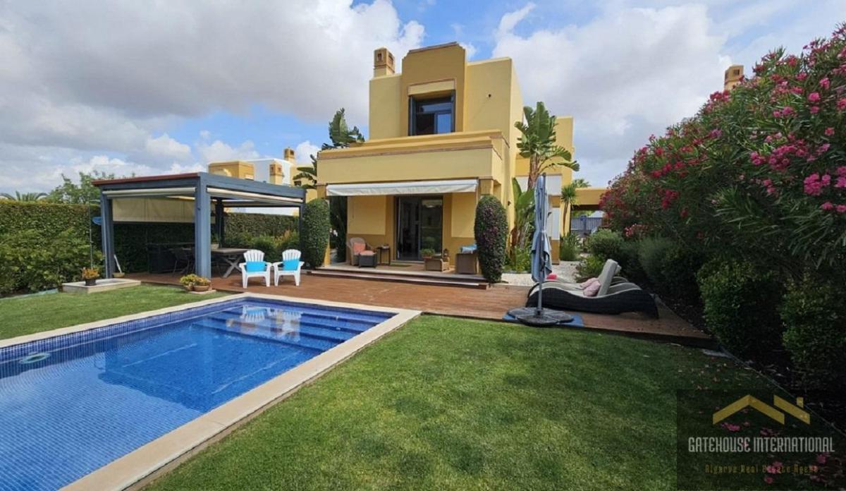 Picture of Villa For Sale in Albufeira, Algarve, Portugal