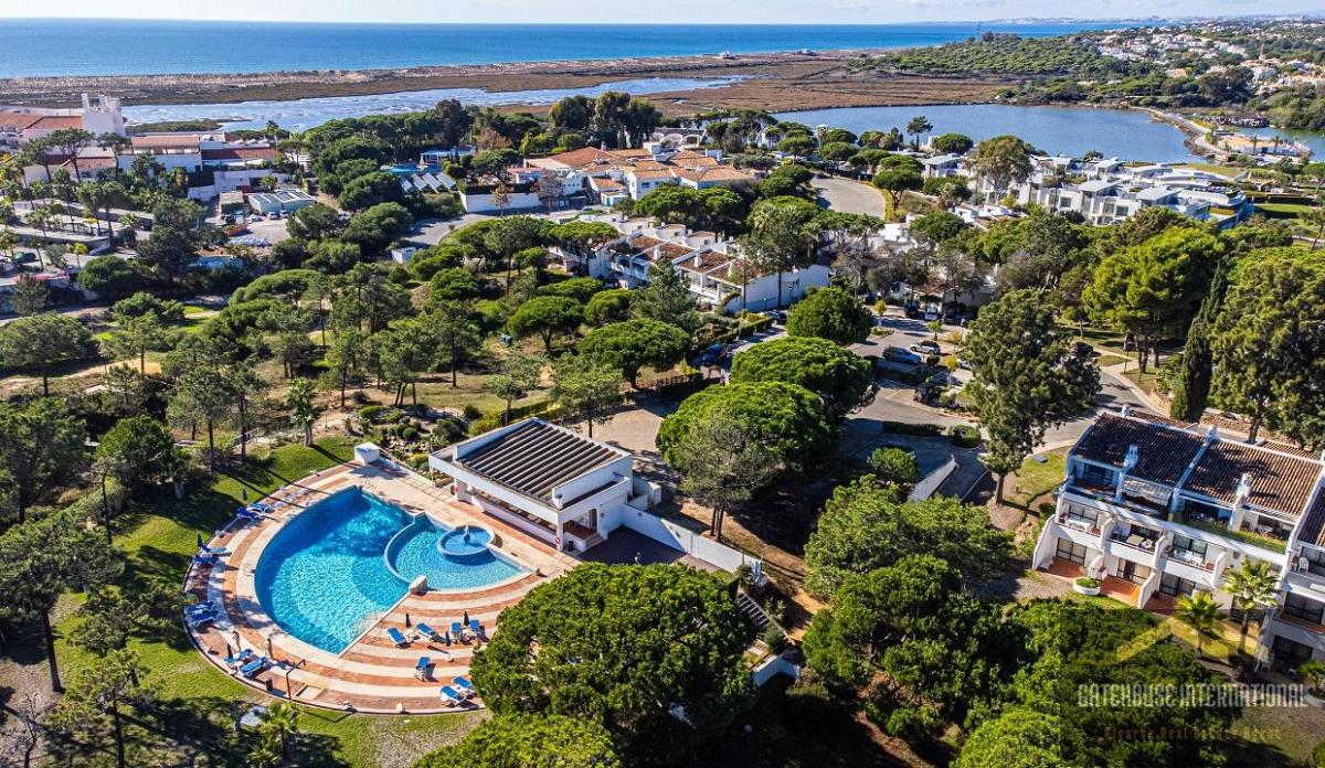 Picture of Apartment For Sale in Quinta Do Lago, Algarve, Portugal