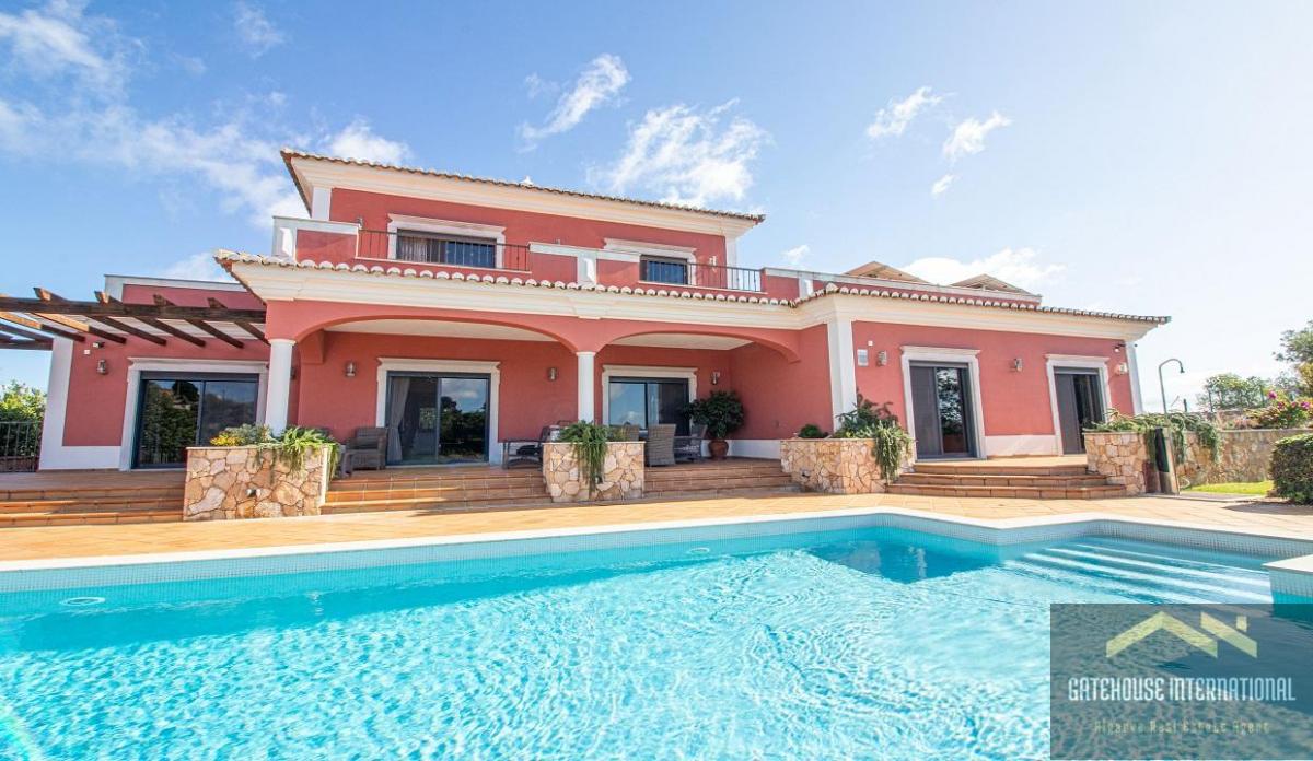 Picture of Villa For Sale in Loule, Faro, Portugal