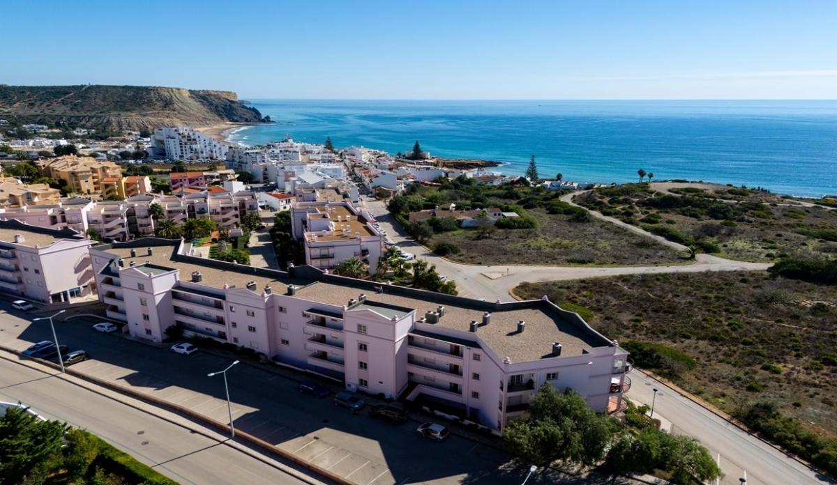 Picture of Apartment For Sale in Praia Da Luz, Algarve, Portugal