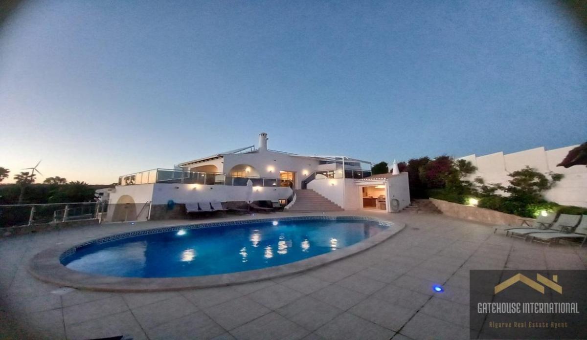 Picture of Villa For Sale in Parque Da Floresta, Algarve, Portugal