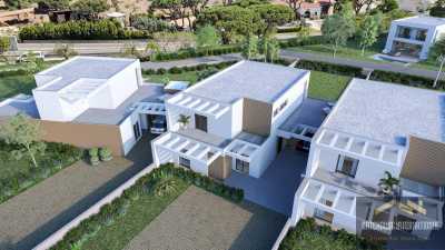 Villa For Sale in 