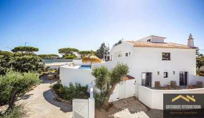 Villa For Sale in 