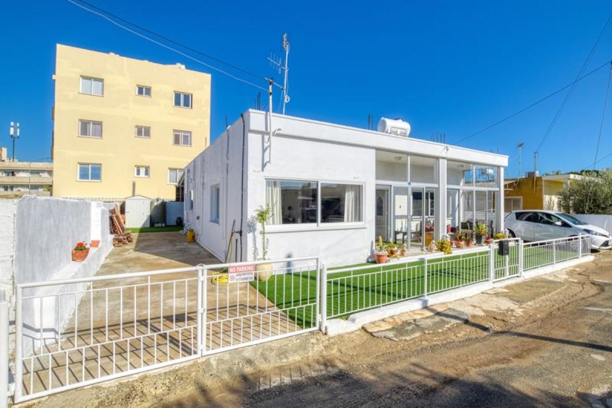 Picture of Bungalow For Sale in Dherynia, Famagusta, Cyprus