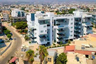 Apartment For Sale in Kato Polemidia, Cyprus