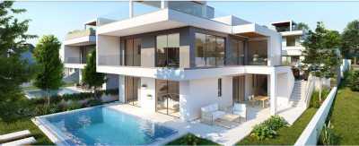 Villa For Sale in 