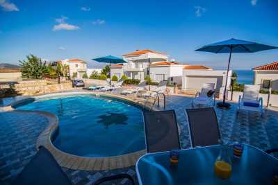 Villa For Sale in Neo Chorio, Cyprus