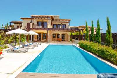 Villa For Sale in 