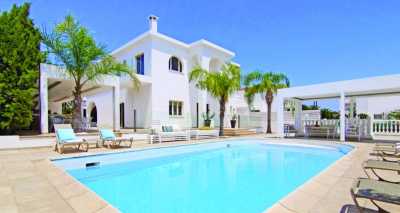 Villa For Sale in Paralimni, Cyprus