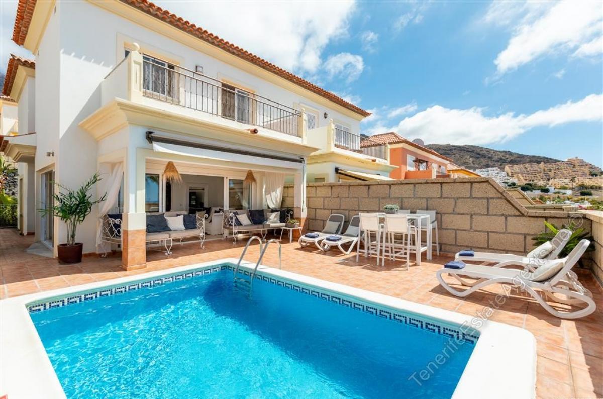 Picture of Villa For Sale in El Madronal, Tenerife, Spain