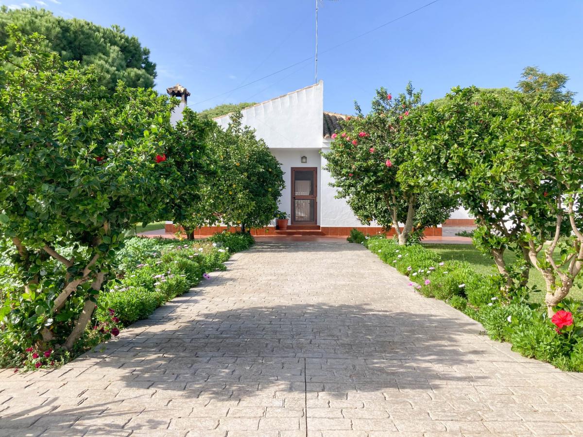 Picture of Villa For Sale in Chiclana, Cadiz, Spain