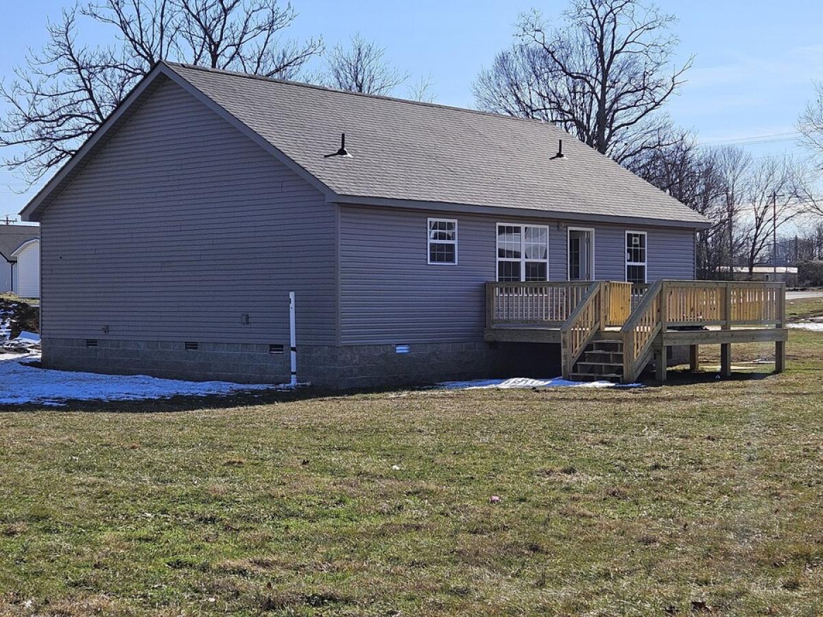 Picture of Home For Sale in Doyle, Tennessee, United States