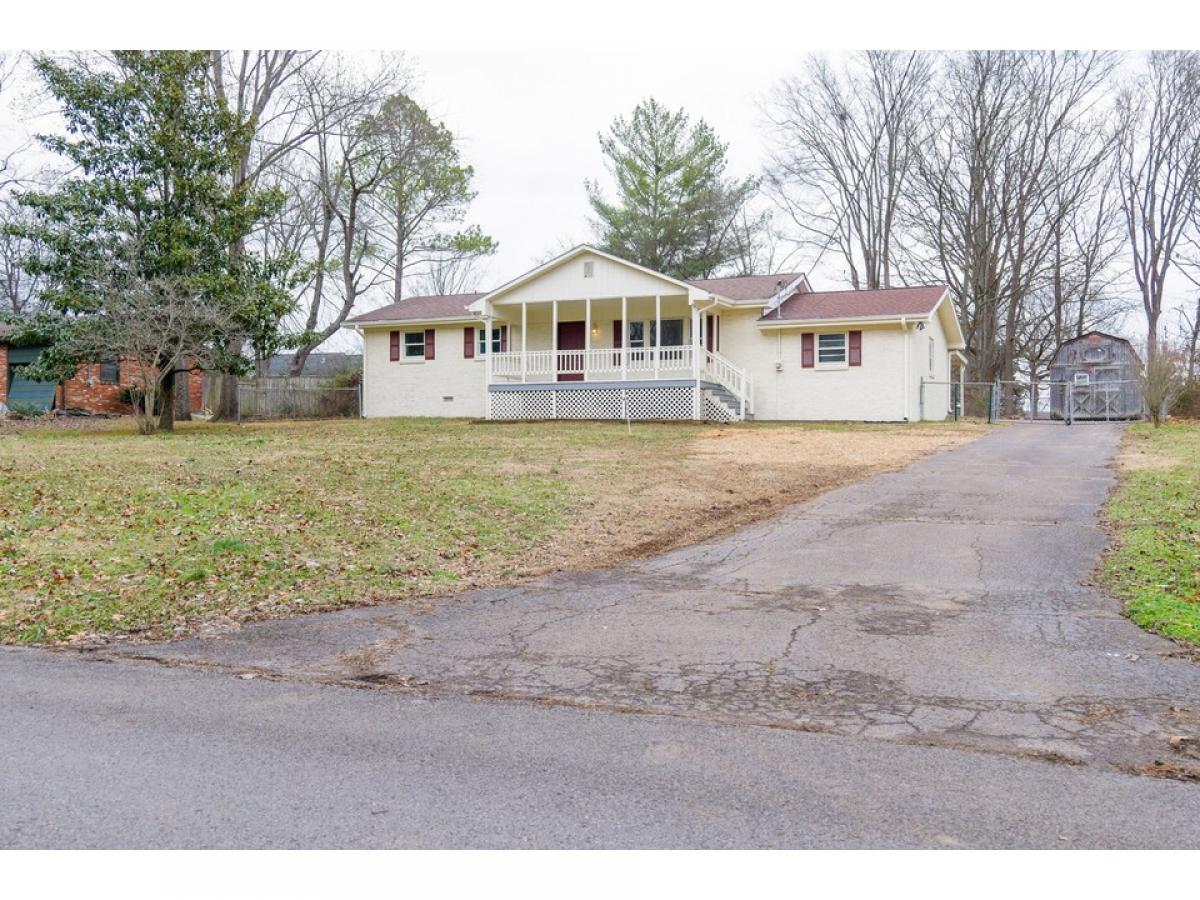 Picture of Home For Sale in La Vergne, Tennessee, United States