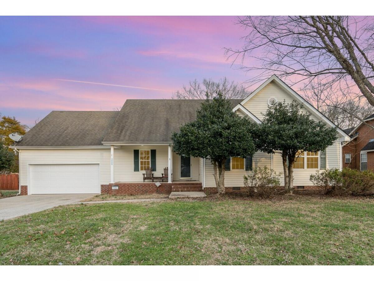 Picture of Home For Sale in Murfreesboro, Tennessee, United States