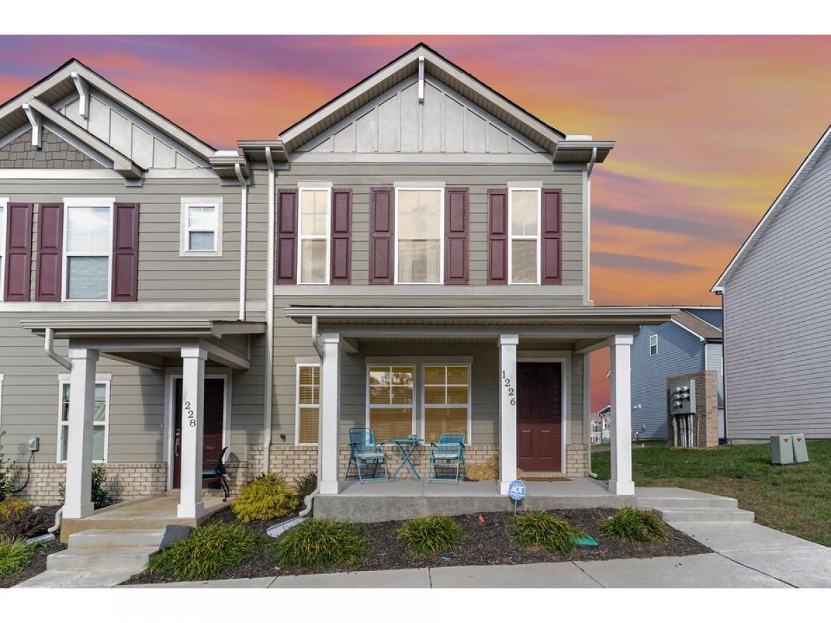 Picture of Home For Sale in Antioch, Tennessee, United States