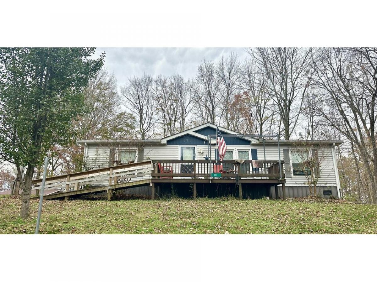 Picture of Home For Sale in Cookeville, Tennessee, United States