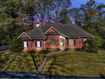 Home For Sale in Knoxville, Tennessee