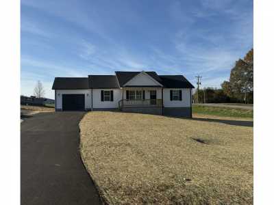 Home For Sale in Sparta, Tennessee