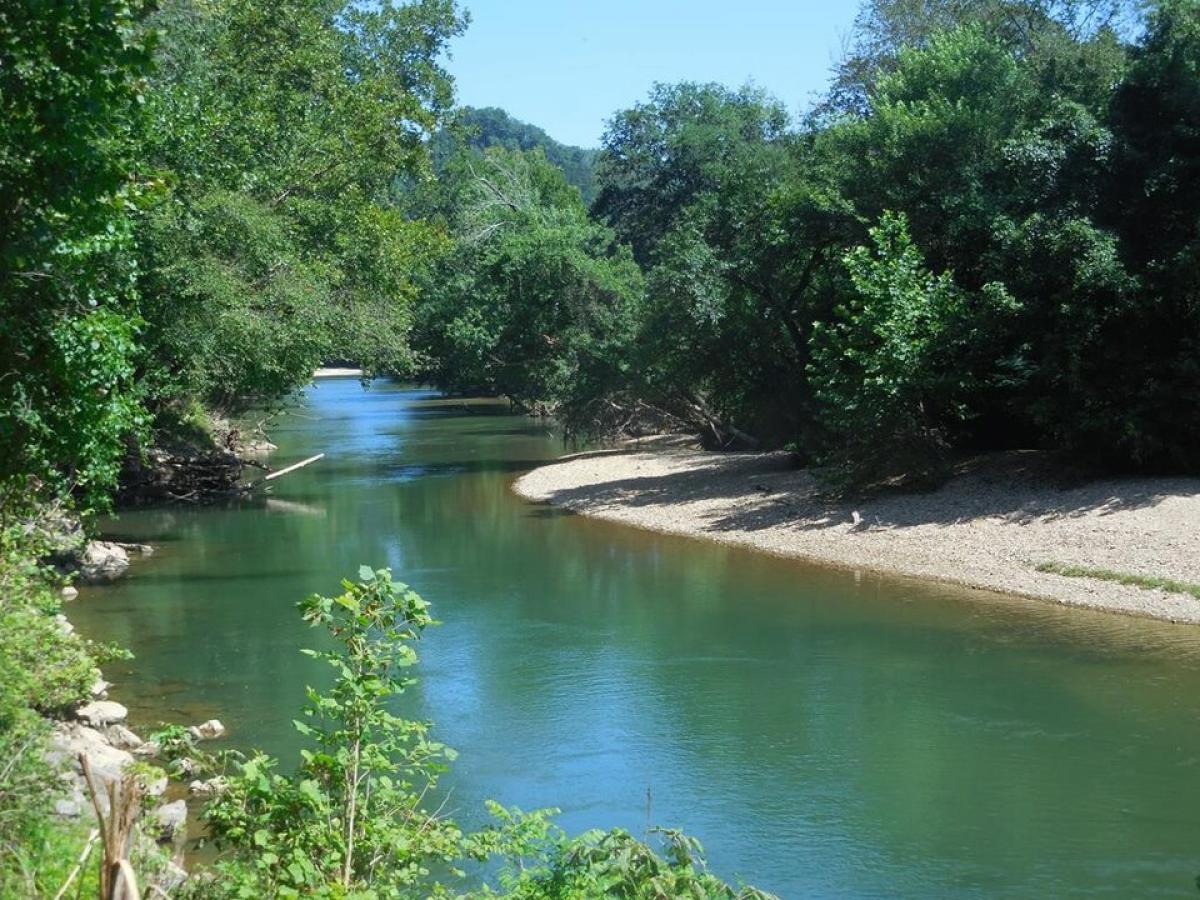 Picture of Residential Land For Sale in Gainesboro, Tennessee, United States