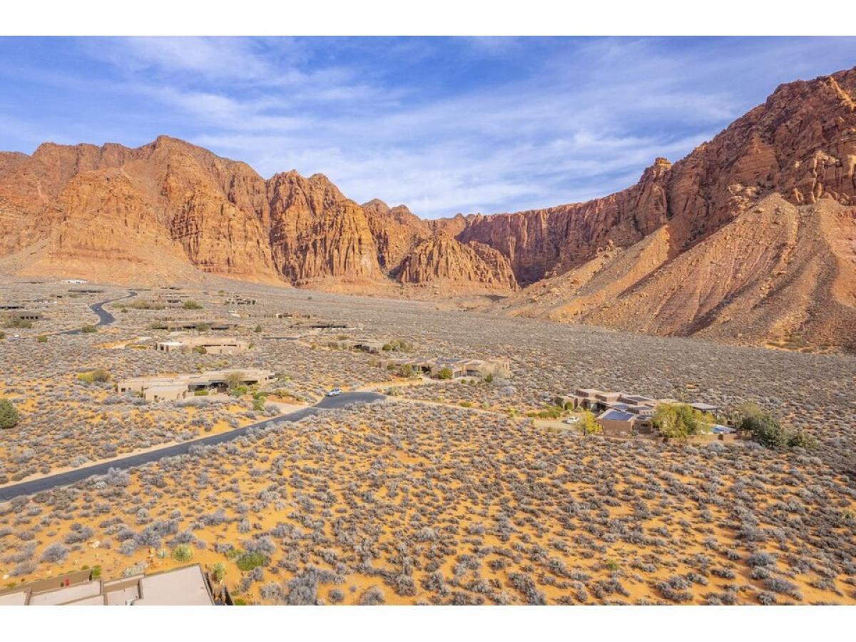 Picture of Home For Sale in Ivins, Utah, United States