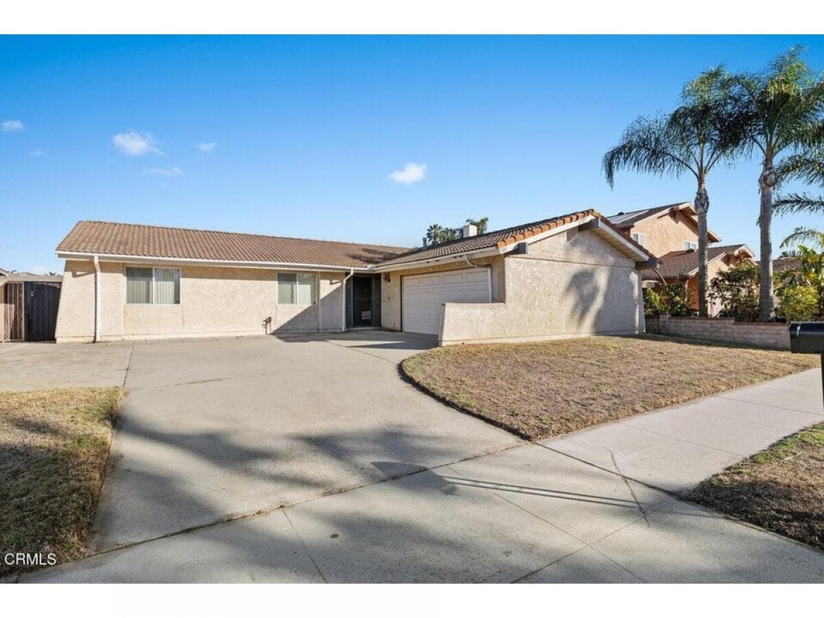 Picture of Home For Sale in Oxnard, California, United States