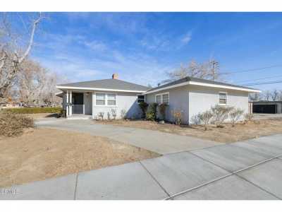 Home For Sale in Lancaster, California