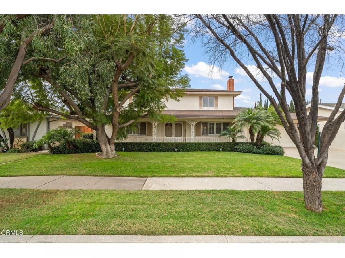 Picture of Home For Sale in Tustin, California, United States