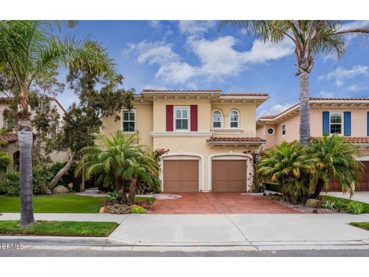 Picture of Home For Sale in Oxnard, California, United States