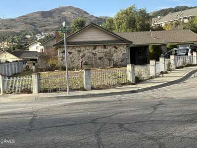 Home For Sale in Santa Paula, California