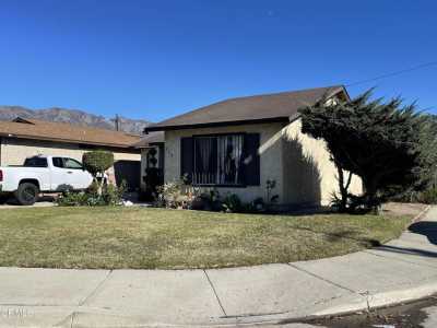 Home For Sale in Santa Paula, California