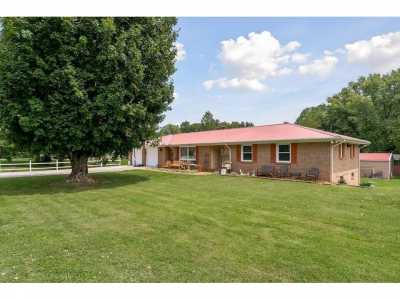 Home For Sale in Sparta, Tennessee