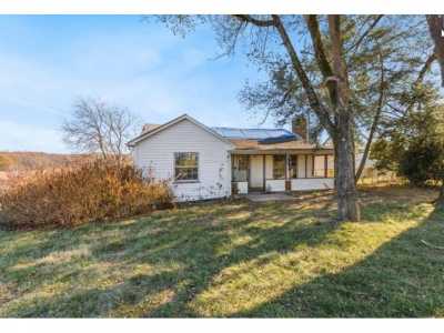 Home For Rent in Walling, Tennessee