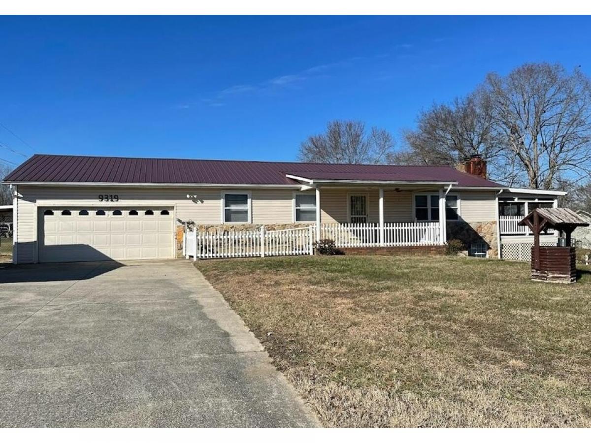 Picture of Home For Sale in Baxter, Tennessee, United States