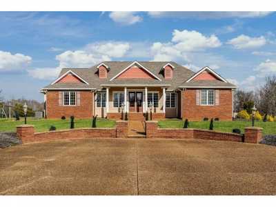 Home For Sale in Cookeville, Tennessee