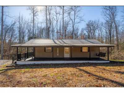 Home For Sale in Sparta, Tennessee