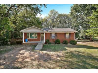 Home For Sale in Sparta, Tennessee