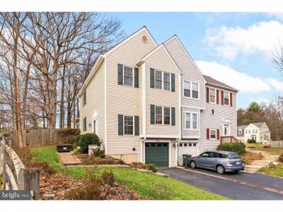 Home For Sale in Springfield, Virginia