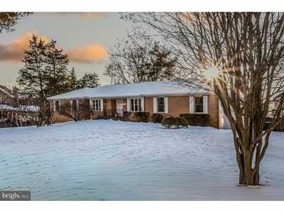 Home For Sale in Chantilly, Virginia