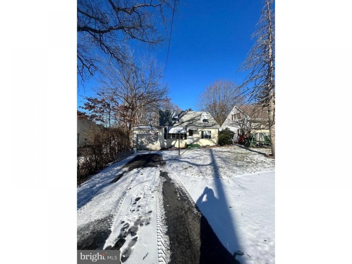 Picture of Home For Sale in Pottstown, Pennsylvania, United States