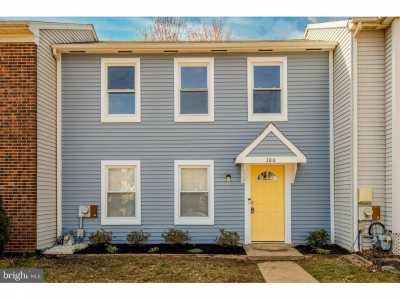 Home For Sale in Horsham, Pennsylvania