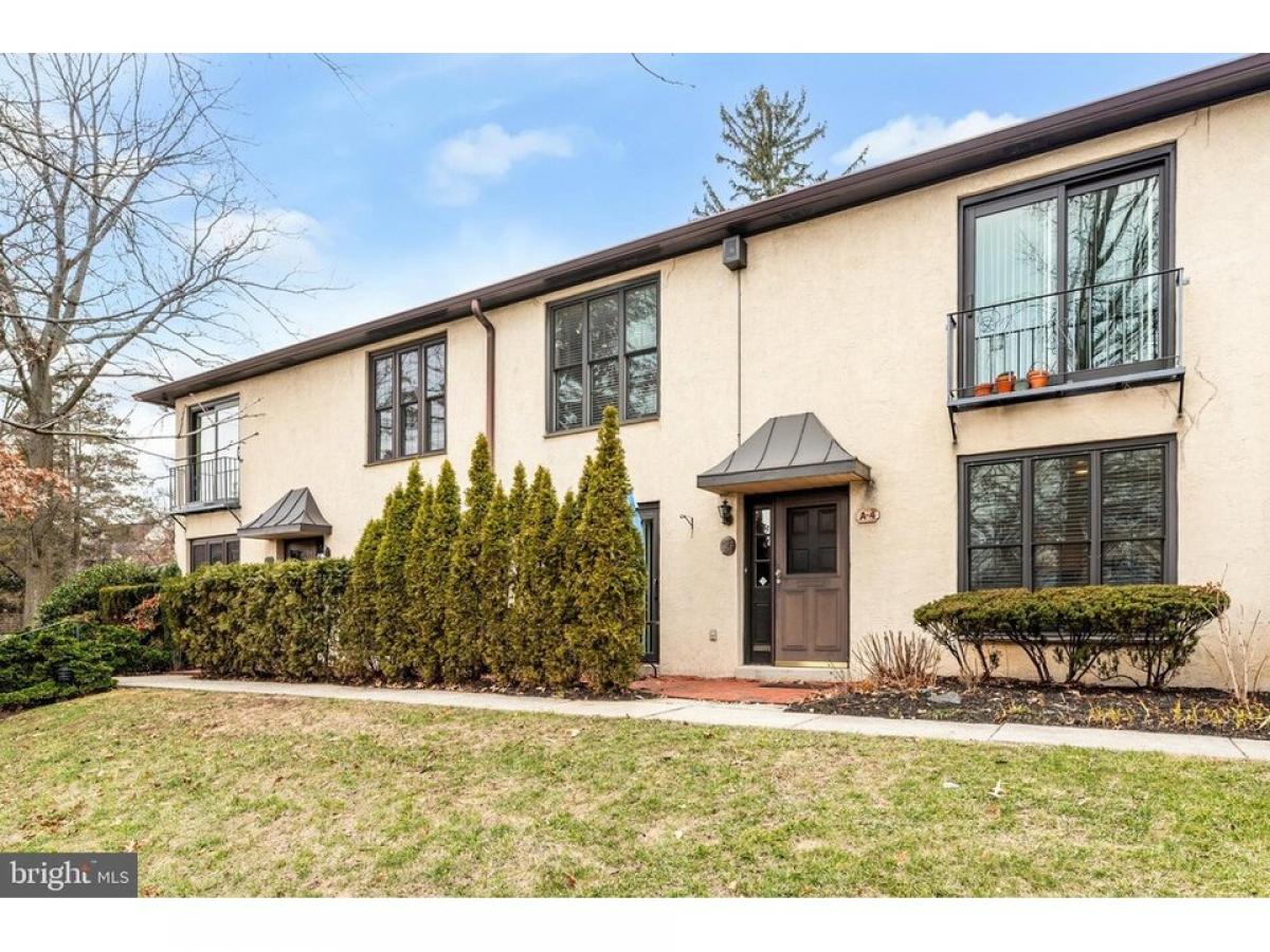 Picture of Home For Sale in Bala Cynwyd, Pennsylvania, United States