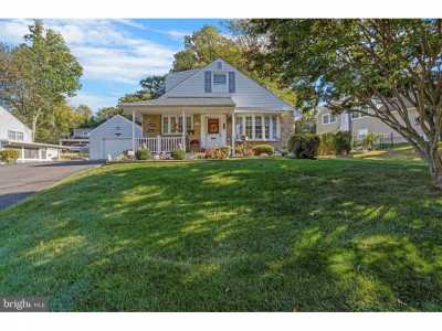 Home For Sale in Willow Grove, Pennsylvania