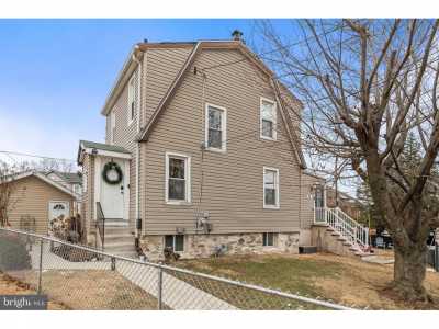 Home For Sale in Norwood, Pennsylvania