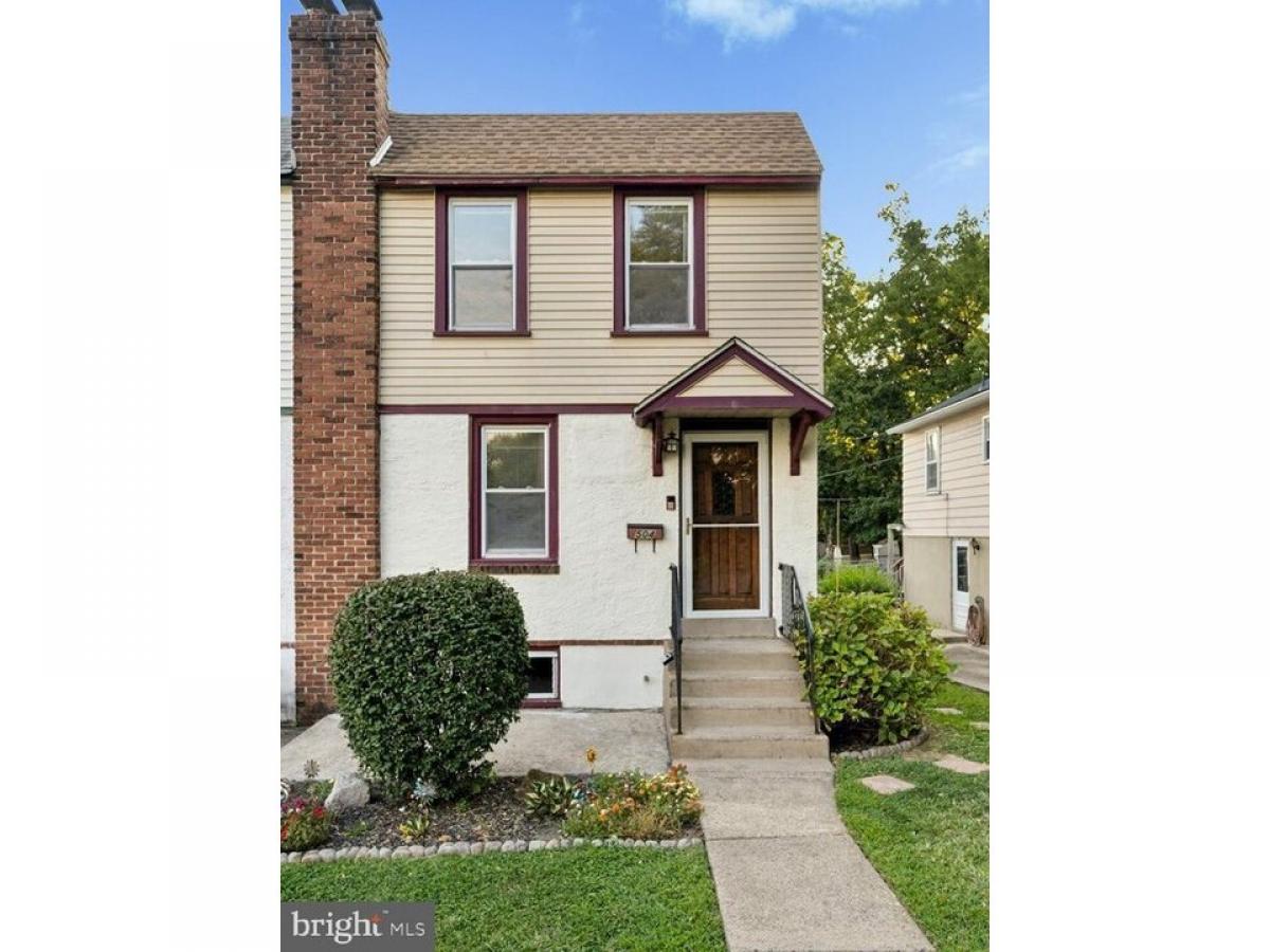 Picture of Home For Sale in Prospect Park, Pennsylvania, United States