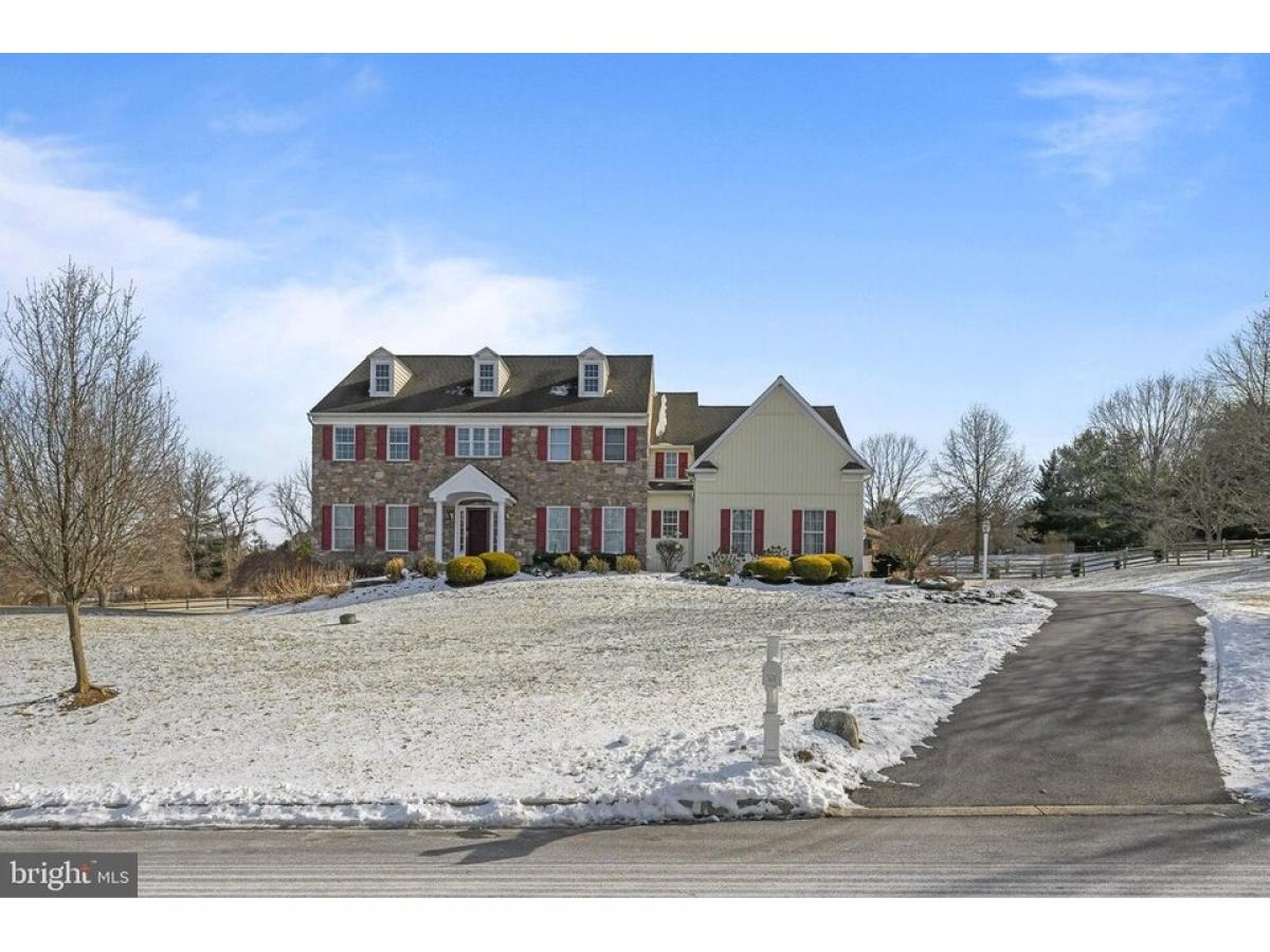 Picture of Home For Sale in Downingtown, Pennsylvania, United States